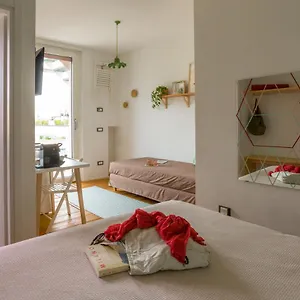  Apartamento Duomo Views, Light, Jungle-inspired With Terrace